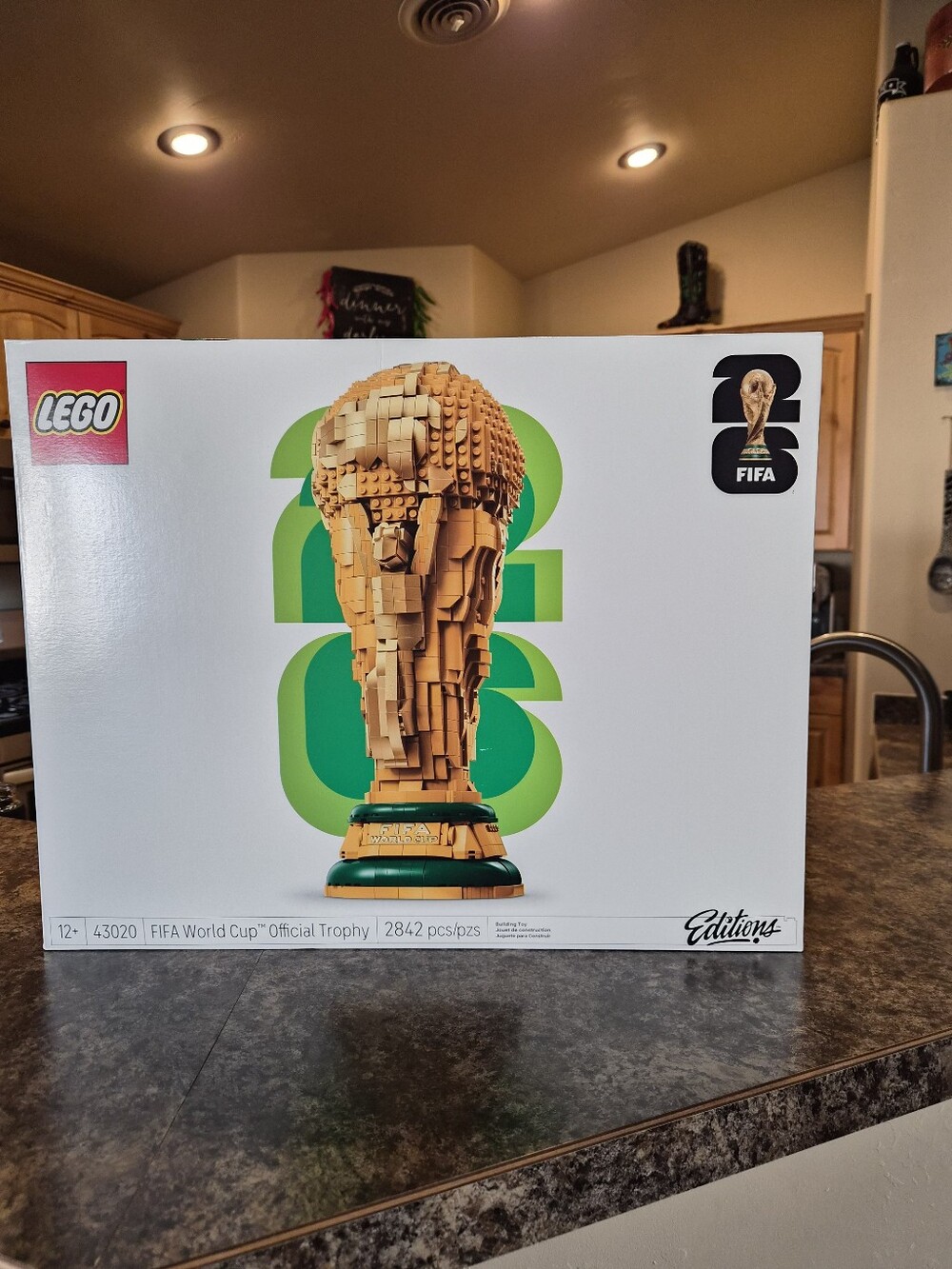 LEGO 43020 FIFA World Cup Official Trophy Set (2,842 Pcs) - NIB Sealed